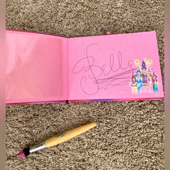 Disney Princess Autograph Book - Picture 7 of 13